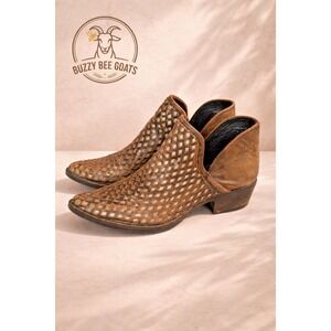 MUSSE & CLOUD WESTERN BOOTIES LEATHER POINTED TOE LASER CUT SZ 6 WOMENS
